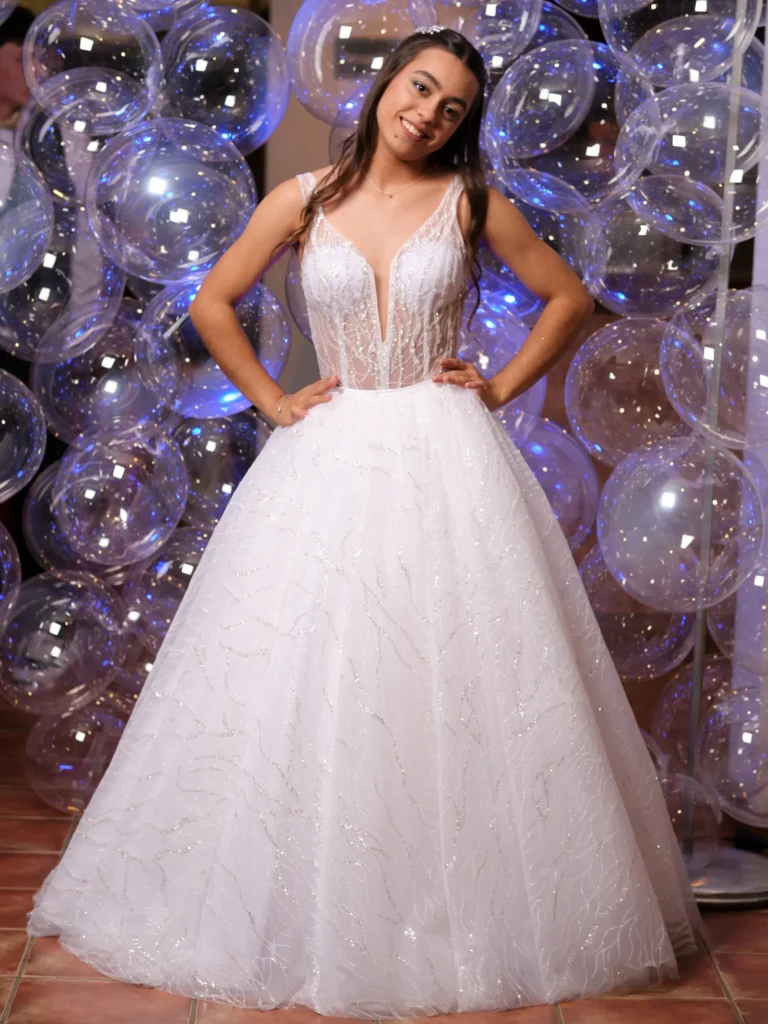Vestido quinceañera modelo Vines
